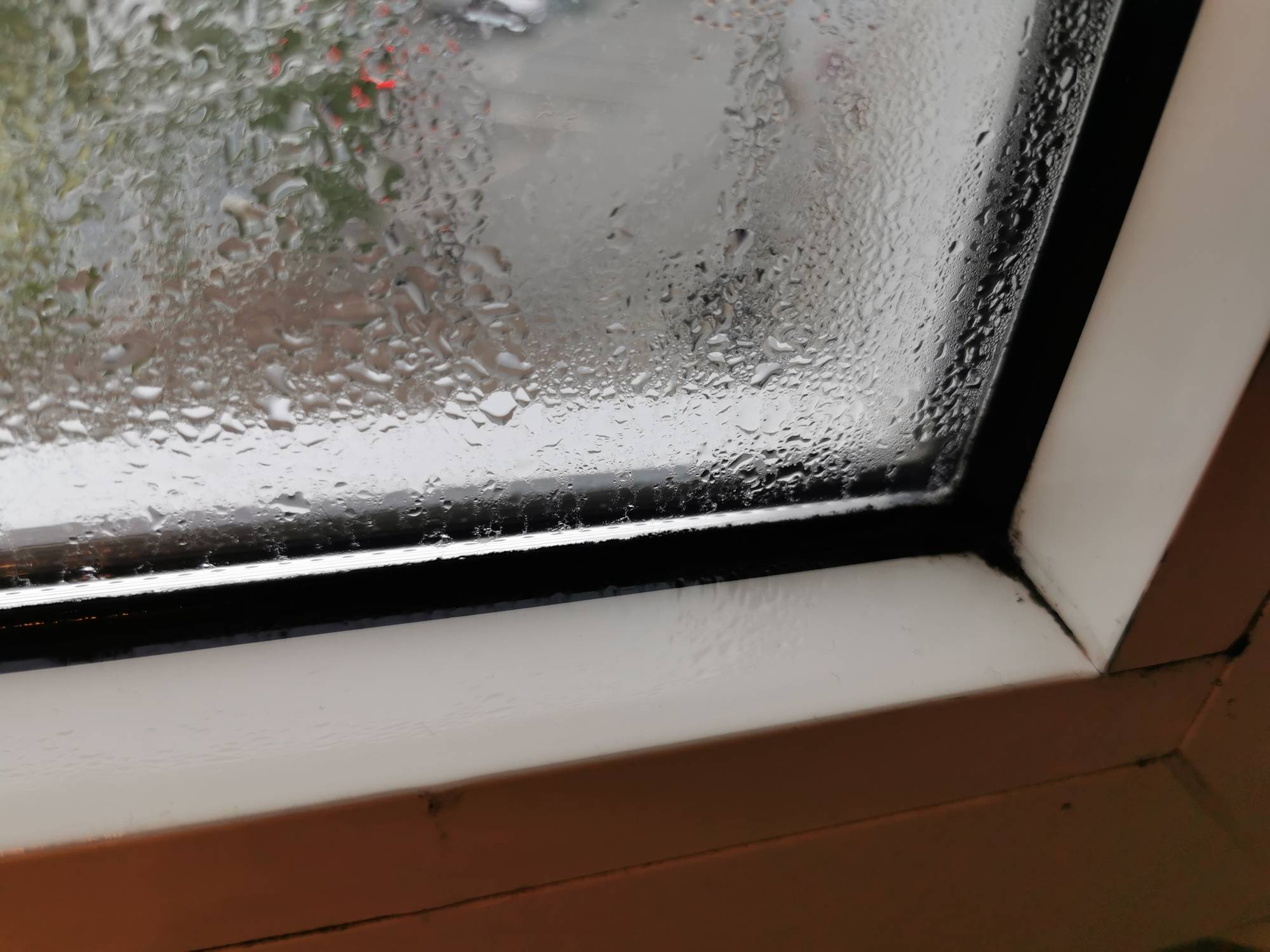 Nasse Fensterscheiben